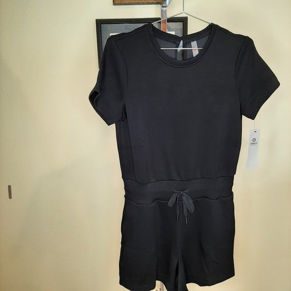 Brand New  Super Comfy Boutique Mono B Black Romper - Picture 1 of 7